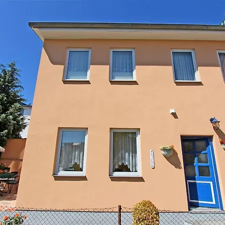 Ferienhaus 751 *